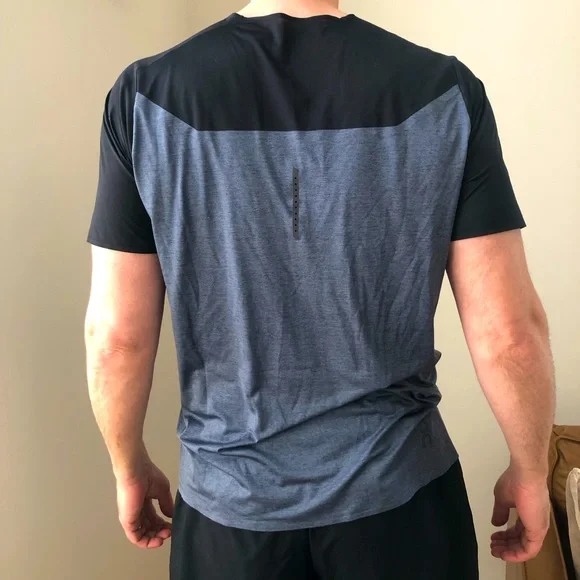 On Running Performance Tee - Picture 4 of 7